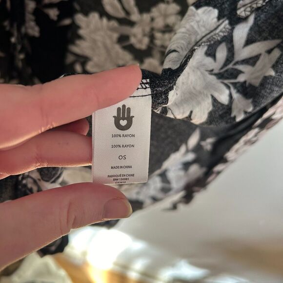 Spiritual Gangster Pool Wrap Kimono Coverup - Picture 13 of 13